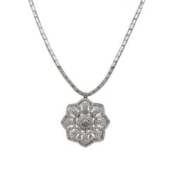 PENDANT WITH DIAMONDS