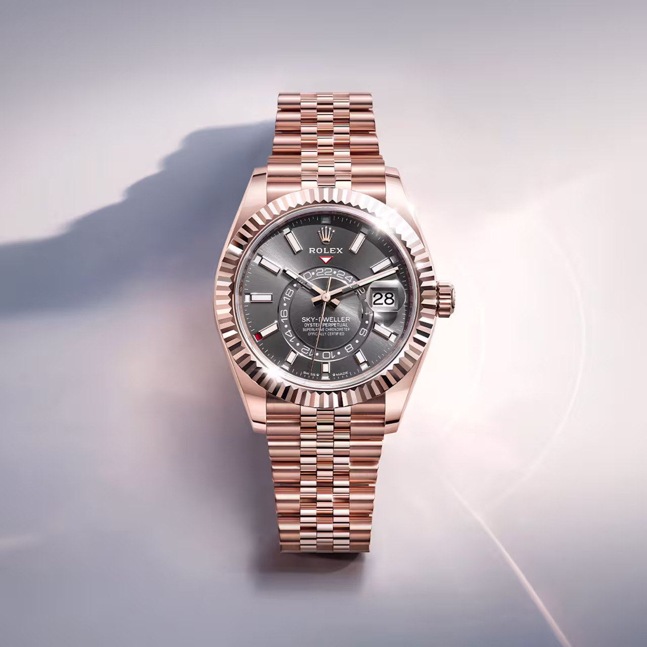 rolex-collection_banner-sky-dweller-cover-m336935-0008-portrait